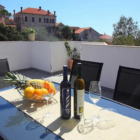 Apartament Milenka - Four Bedroom With Terrace *