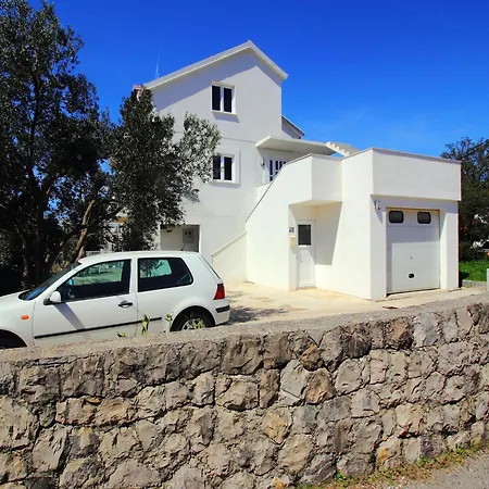 Apartament Milenka - Four Bedroom With Terrace *